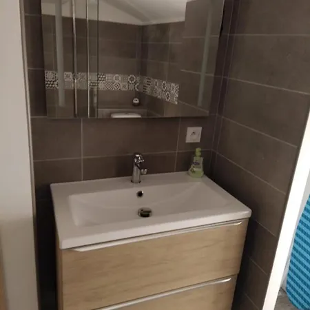 Au Petit Nid D'Analice Дом отдыха Conques-sur-Orbiel